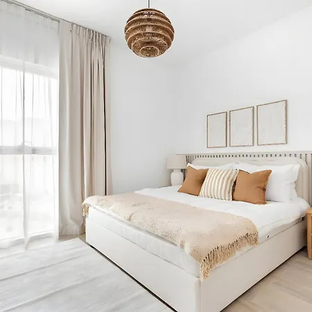 Serene Canal View 1Br At Yas Island Abu Dhabi Exterior foto